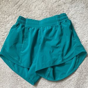 Lululemon hotty hot shorts